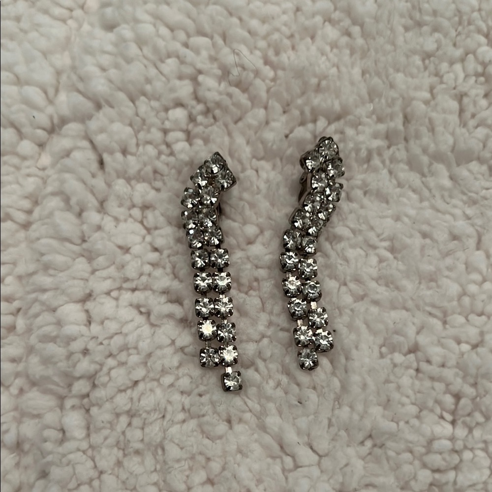 Elegant Silver Crystal Rhinestone Drop Clip Earrings